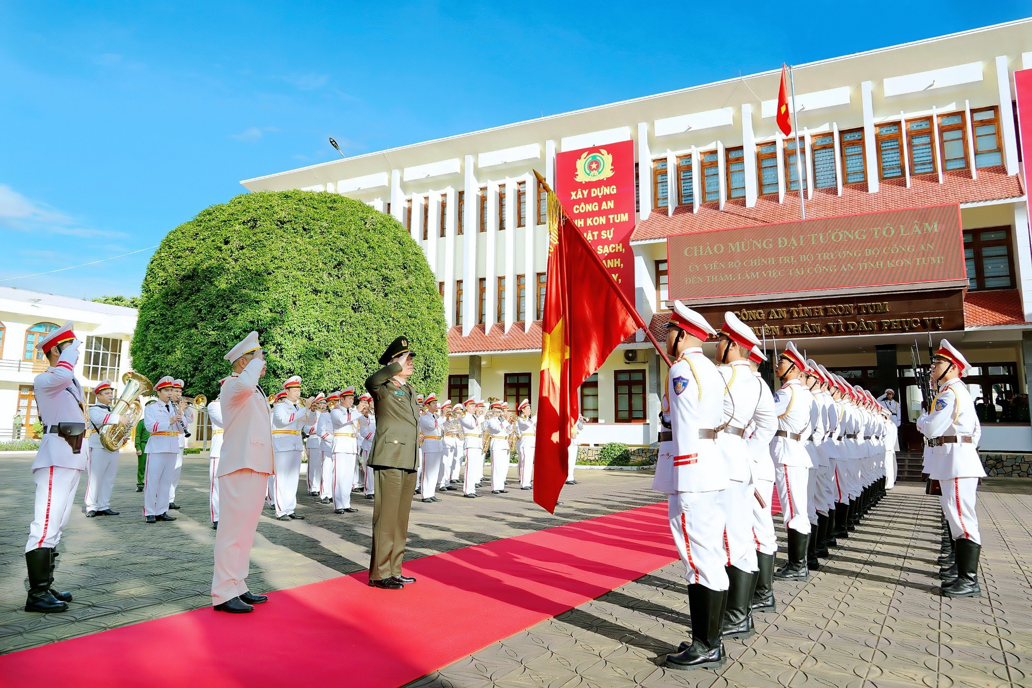 Công an tỉnh Kon Tum thông tin địa chỉ số điện thoại liên hệ